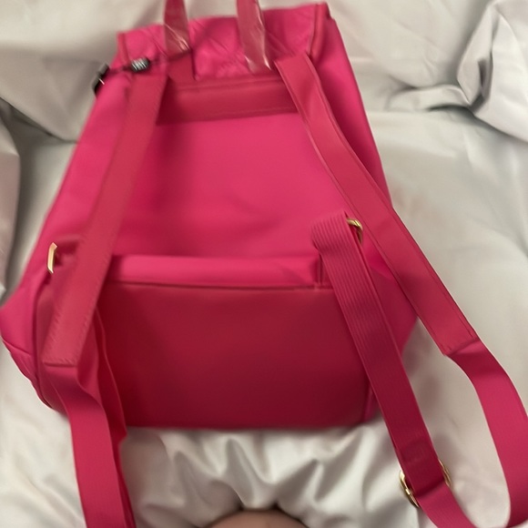 Vera New York magenta pink textured quilted backpack - Picture 12 of 15